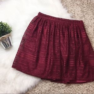 FRANCESCAS COLLECTION • Lace Burgundy Skirt Medium